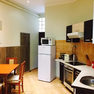 Kaz7 Kazinczy Apartment Budapest